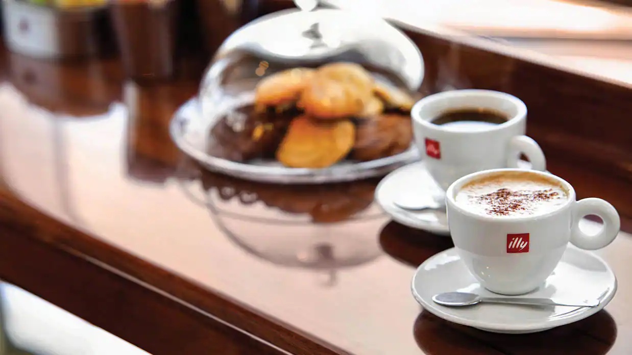 Oceania Regatta - Baristas